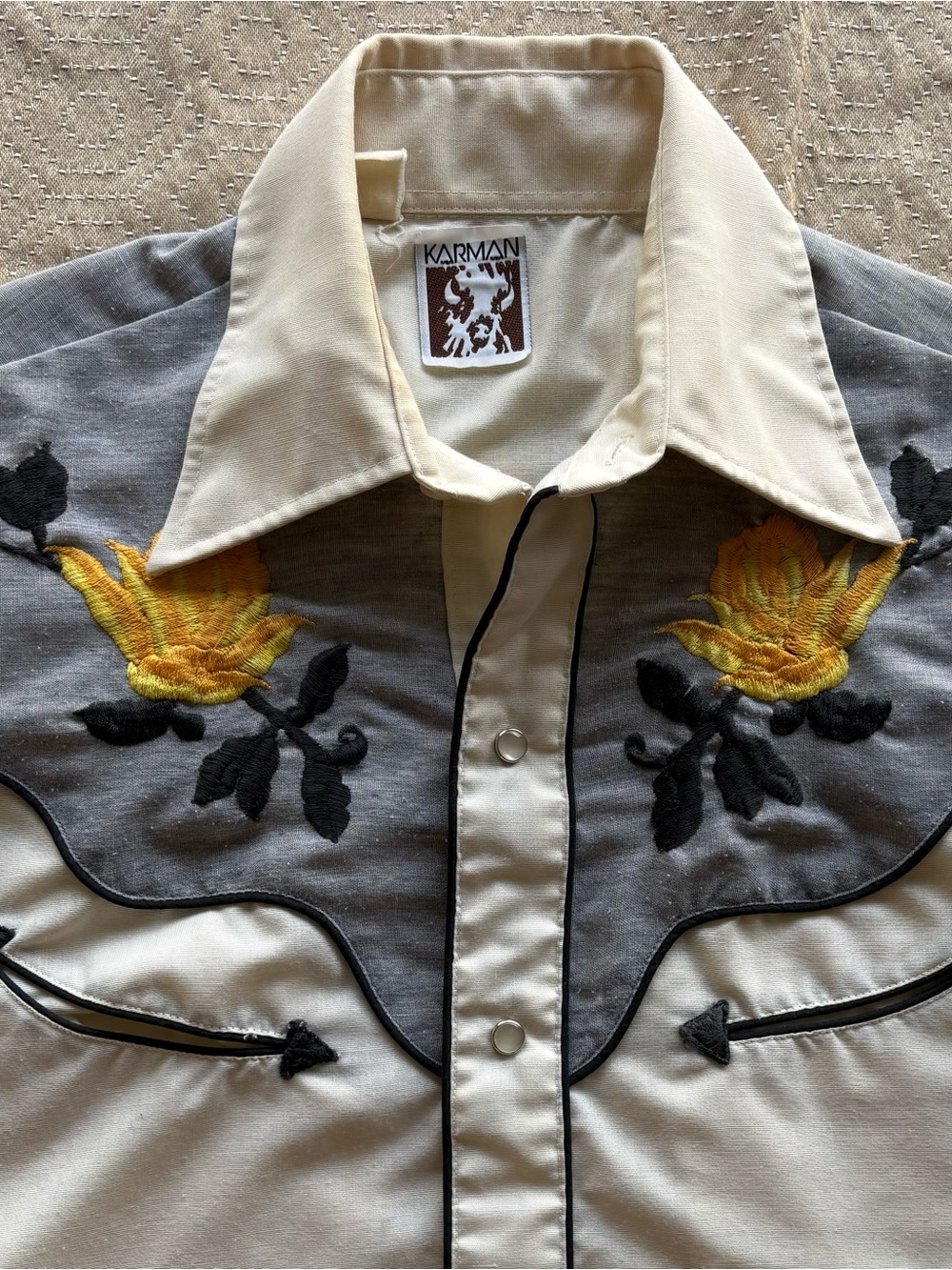 Karman Cream and Gray Embroidered Western Button-Down Shirt